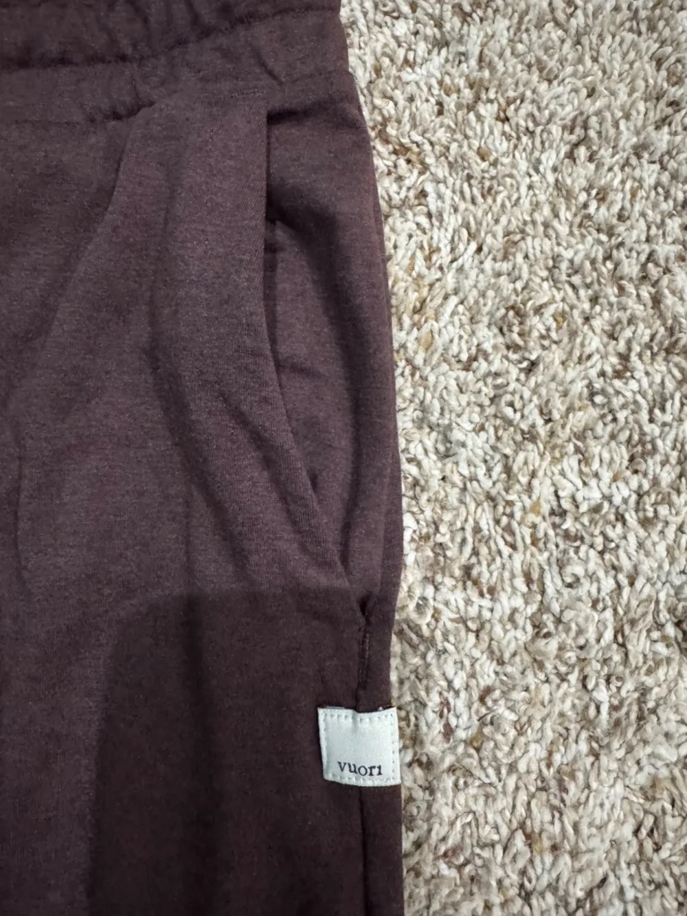 Vuori Halo Essential Wideleg Pant Regular Length in Java Heather size Large NEW - Picture 4 of 6
